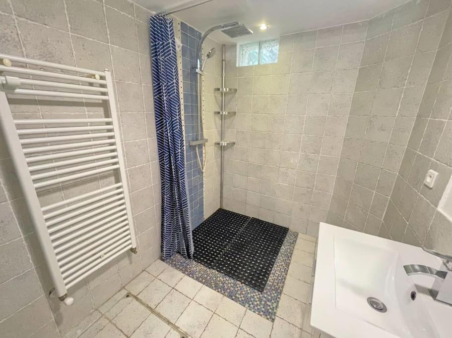 Villa 4 Appartements - Proche Centre Cagnes-sur-Mer Esterno foto