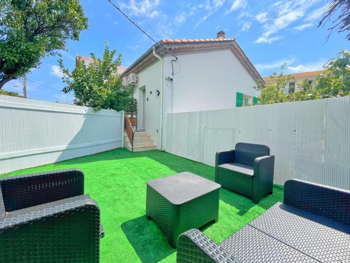 Villa 4 Appartements - Proche Centre Cagnes-sur-Mer Esterno foto