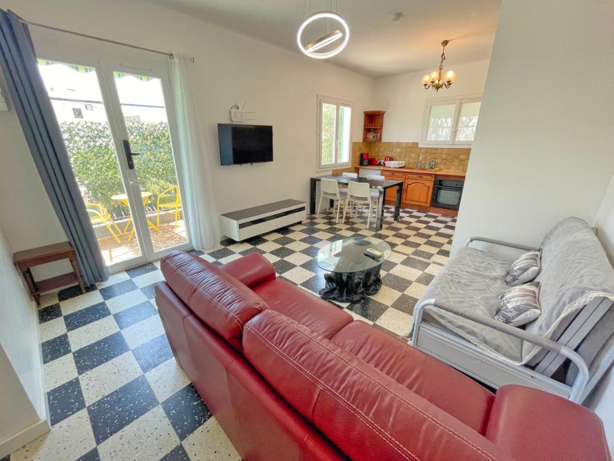Villa 4 Appartements - Proche Centre Cagnes-sur-Mer Esterno foto