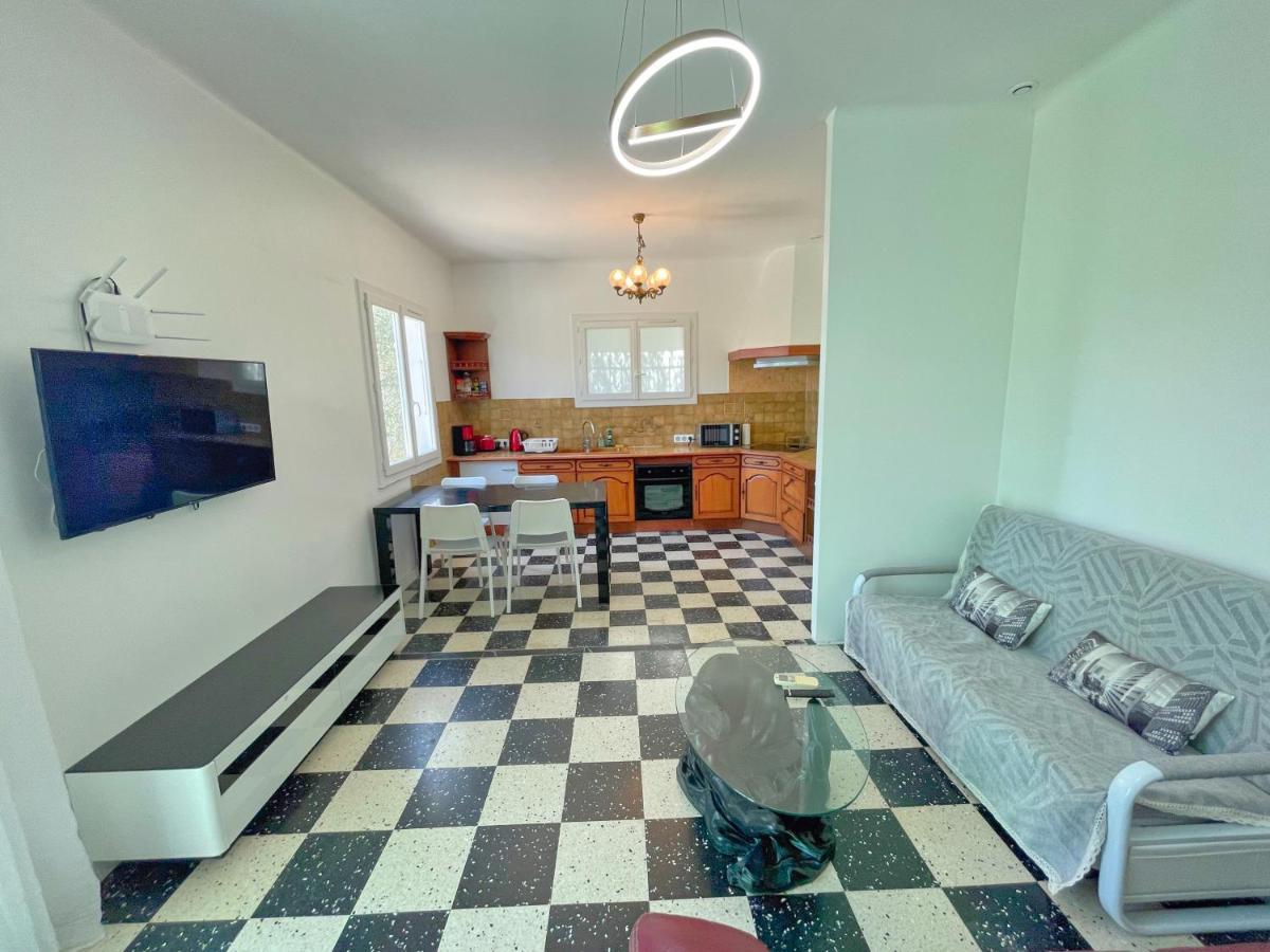 Villa 4 Appartements - Proche Centre Cagnes-sur-Mer Esterno foto
