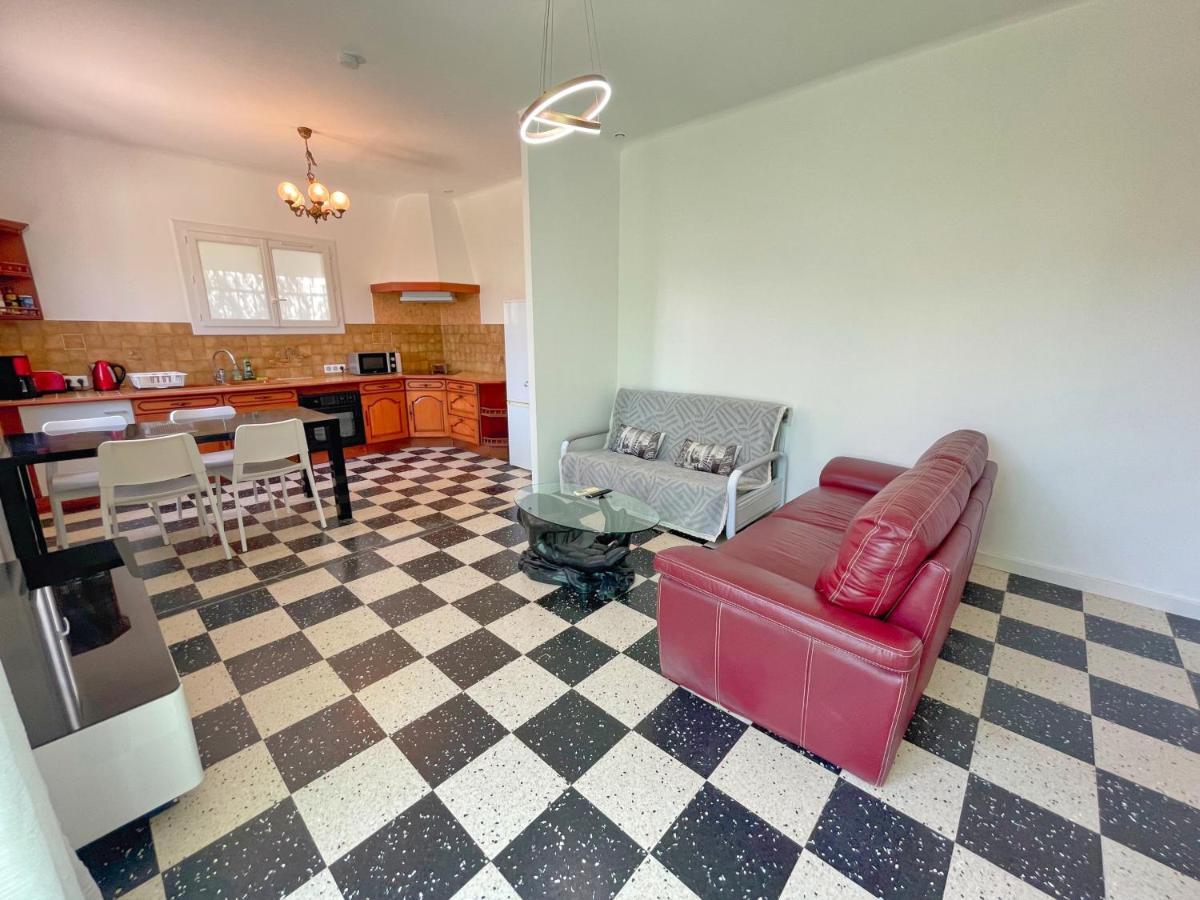 Villa 4 Appartements - Proche Centre Cagnes-sur-Mer Esterno foto